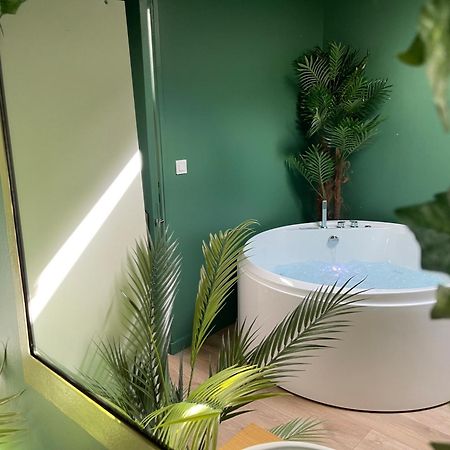 Evasion Exotique - Suite Selva - Jaccuzzi Privatif Amiens Exterior foto